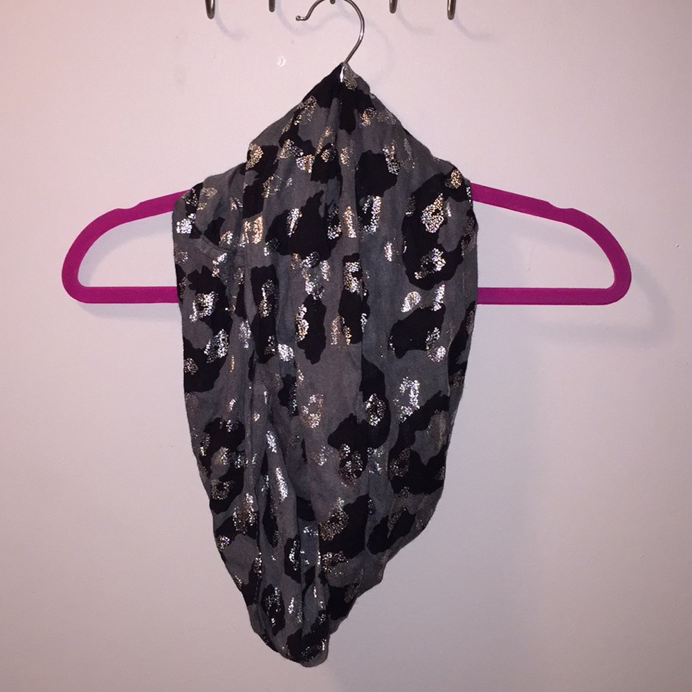 Double sided cheetah print infinity scarf